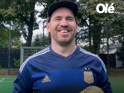 的方式延续, 梅西是最后, 祖父的足球